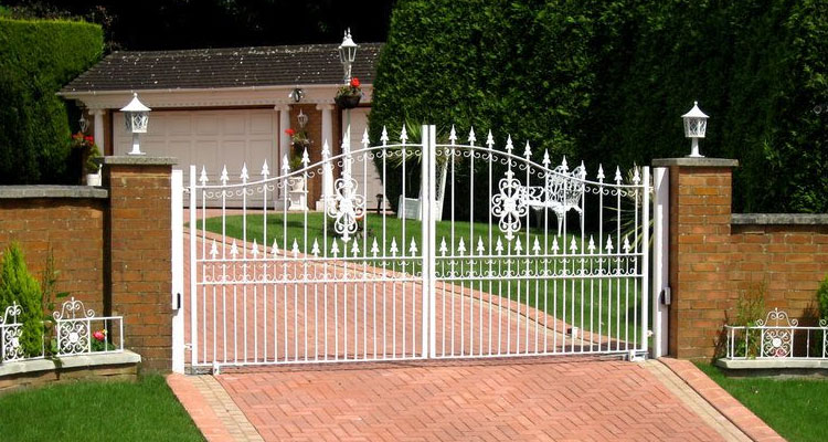 Sliding Driveway Gate Installation Belmont Heights